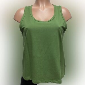 Athleta Cropped Scoop Neck Tank in Sage Green size XL